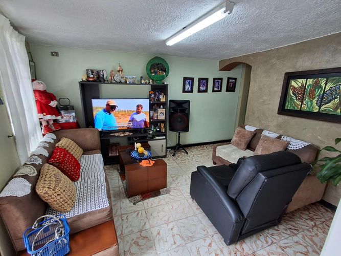 Apartamento de 3 alcobas en venta en Granada, Armenia, 96 m² · foto 3 de 22