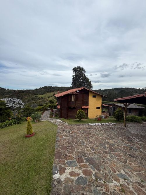 Finca en arriendo en Santa Elena, Medellín, 3000 m² · foto 4 de 23