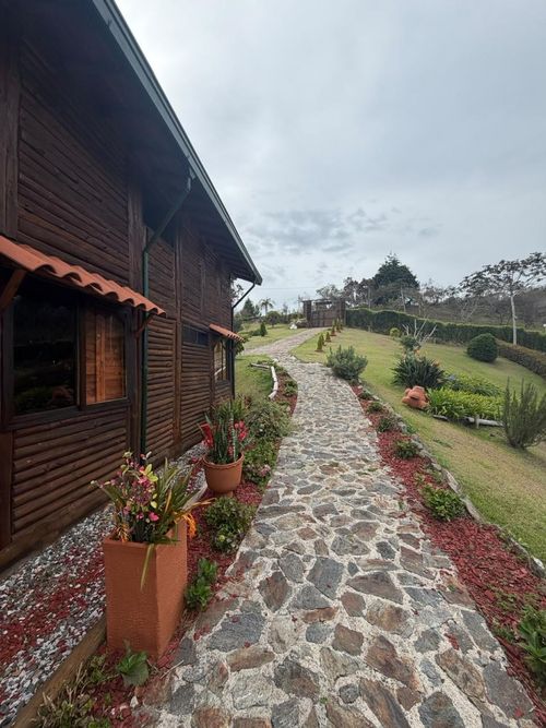 Finca en arriendo en Santa Elena, Medellín, 3000 m² · foto 13 de 23