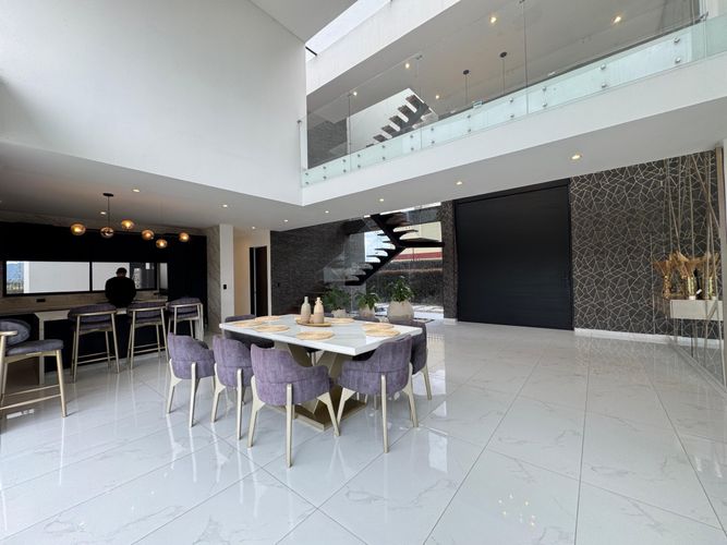 Casa de 6 alcobas en venta en Parcelas, Cota, 1180 m² · foto 6 de 22