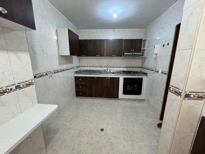 Apartamento de 3 alcobas en venta en Centro, Ibagué, 118 m² · foto 4 de 24