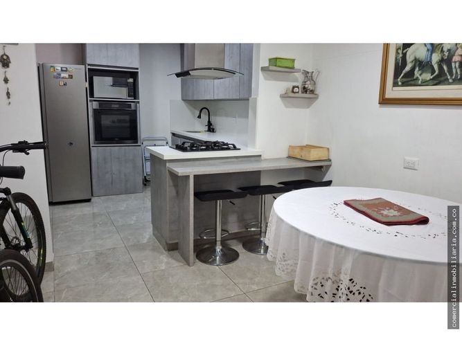 Casa de 3 alcobas en venta en Loma Del Indio, Medellín, 120 m² · foto 6 de 16