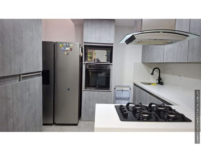 Casa de 3 alcobas en venta en Loma Del Indio, Medellín, 120 m² · foto 5 de 16