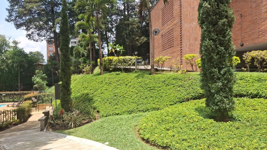 Apartamento de 3 alcobas en venta en El Tesoro, Medellín, 96 m² · foto 20 de 22