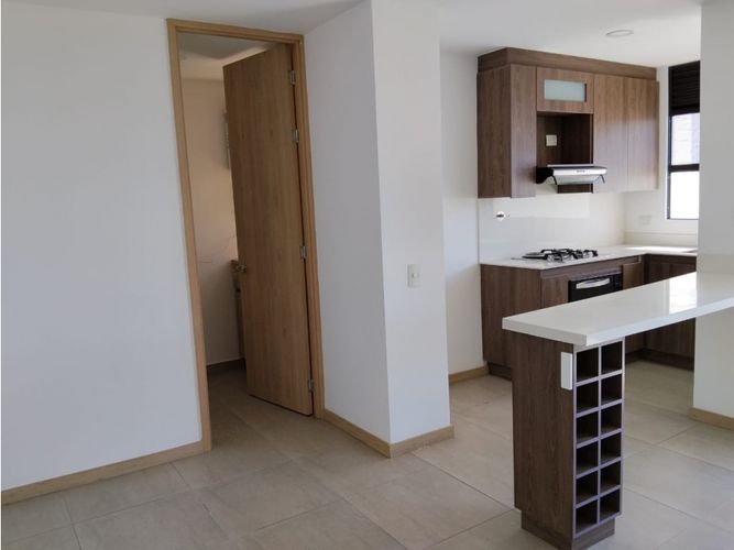 Apartamento de 2 alcobas en venta en Antonio Nariño, Rionegro, 67 m² · foto 3 de 13