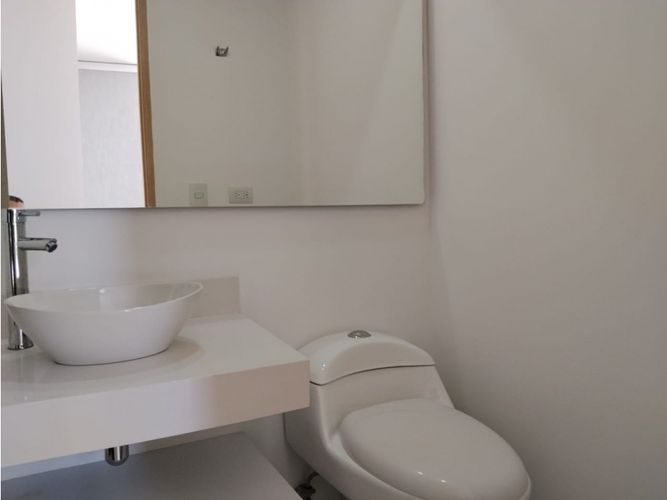 Apartamento de 2 alcobas en venta en Antonio Nariño, Rionegro, 67 m² · foto 11 de 13