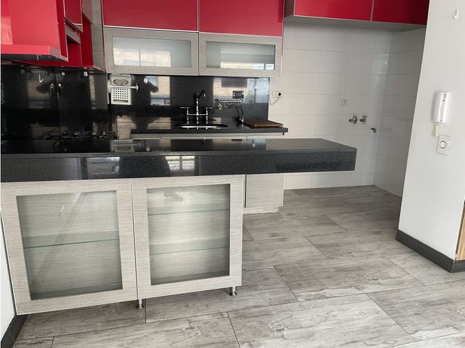 Apartaestudio en venta en Chicó Navarra, Bogotá, 56 m² · foto 3 de 10