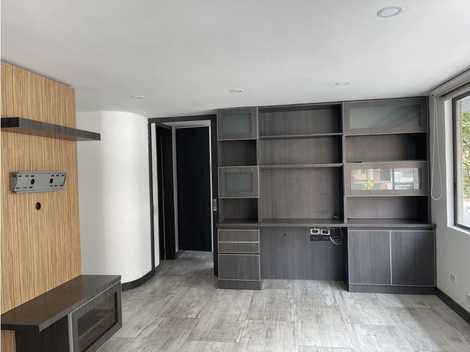 Apartaestudio en venta en Chicó Navarra, Bogotá, 56 m² · foto 4 de 10
