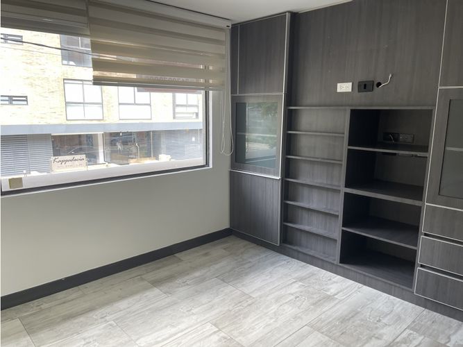 Apartaestudio en venta en Chicó Navarra, Bogotá, 56 m² · foto 7 de 10
