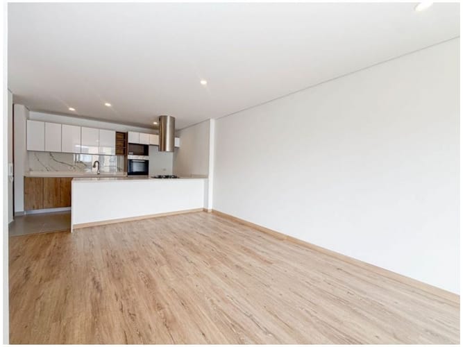 Apartamento de 3 alcobas en venta en Santa Paula, Bogotá, 113 m² · foto 2 de 12