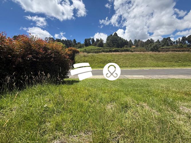 Lote en venta en Las Palmas, Envigado, 2333 m² · foto 7 de 8