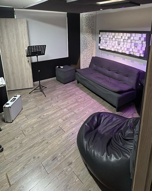 Oficina en arriendo en Milla De Oro, Medellín, 42 m² · foto 4 de 6