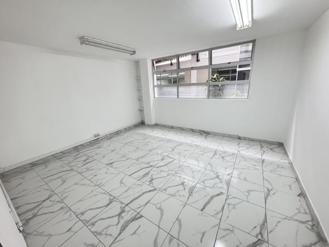 Oficina en arriendo en Zona Centro, Envigado, 21 m² · foto 2 de 6