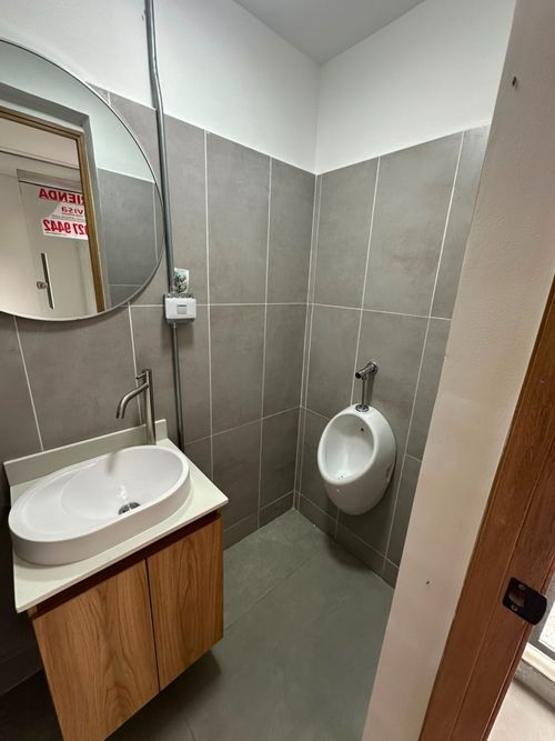 Local en arriendo en Laureles, Medellín, 175 m² · foto 5 de 11