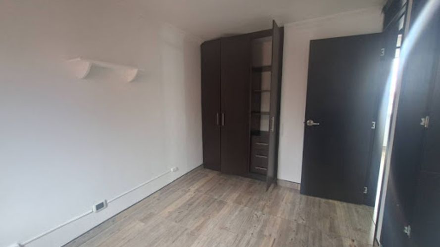 Apartamento de 3 alcobas en arriendo en Cedritos, Madrid, 46 m² · foto 12 de 15