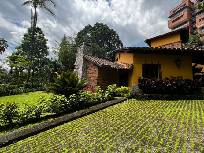 Apartamento de 3 alcobas en venta en Loma De Las Brujas, Envigado · foto 4 de 22