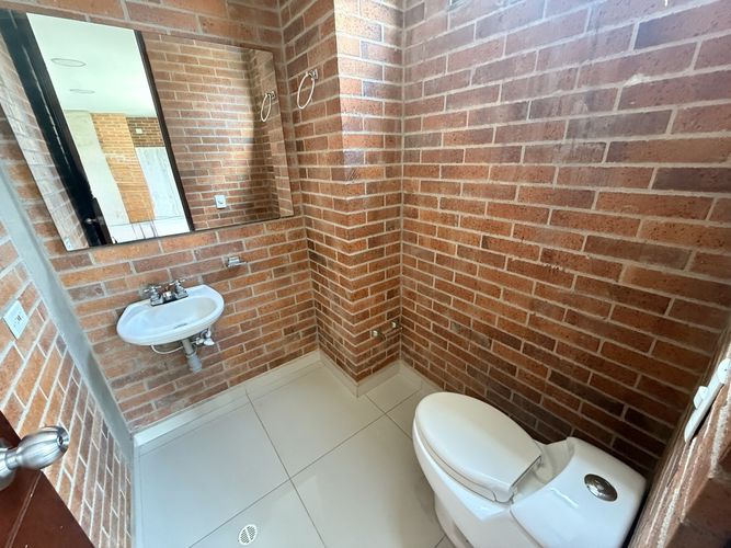 Oficina en arriendo en San Diego, Medellín, 25 m² · foto 4 de 5