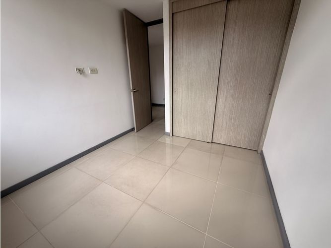 Apartamento de 3 alcobas en arriendo en Restrepo Naranjo, Sabaneta, 65 m² · foto 12 de 21