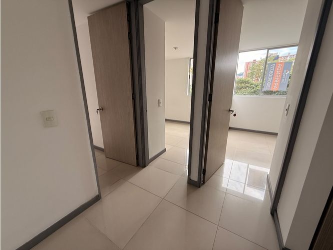 Apartamento de 3 alcobas en arriendo en Restrepo Naranjo, Sabaneta, 65 m² · foto 16 de 21
