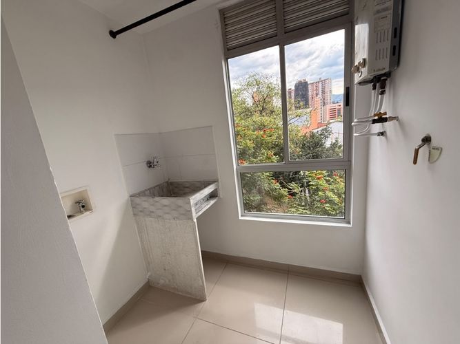 Apartamento de 3 alcobas en arriendo en Restrepo Naranjo, Sabaneta, 65 m² · foto 21 de 21