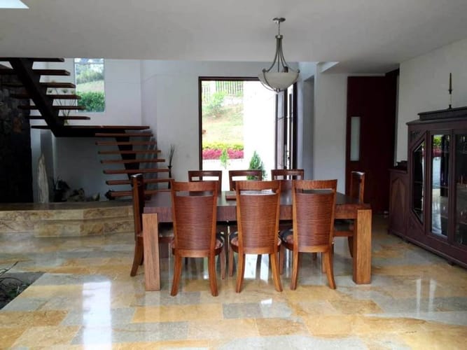 Casa de 4 alcobas en venta en Loma Del Escobero, Envigado · foto 5 de 17