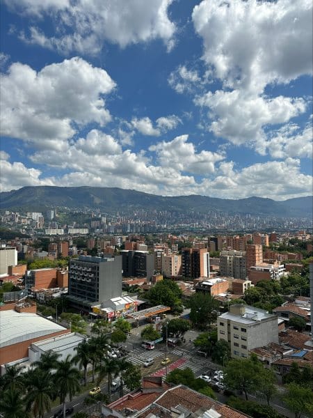 Apartamento en venta en Laureles, Medellín · foto 13 de 23