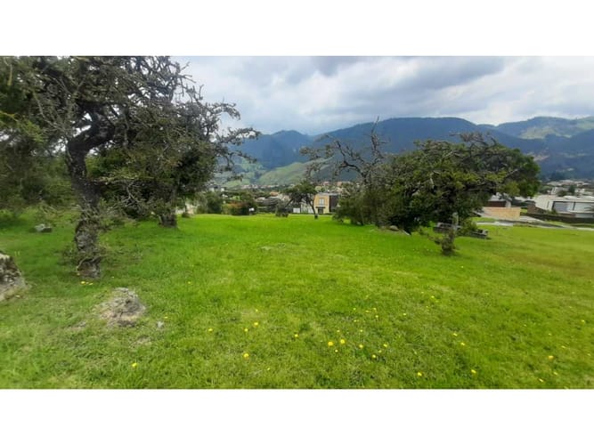 Lote en venta en Conjunto Casa De Campo, La Calera, 2568 m² · foto 2 de 24
