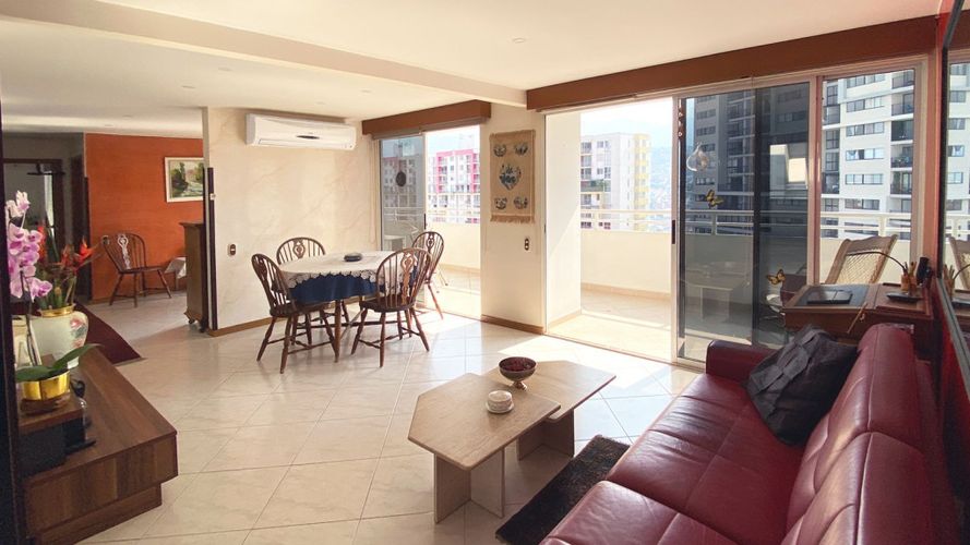 Apartamento de 3 alcobas en venta en Cañaveral, Floridablanca, 220 m² · foto 3 de 24