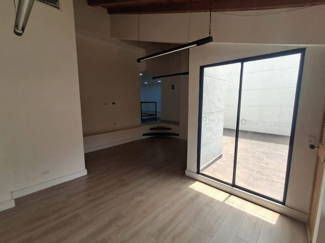 Oficina en arriendo en El Poblado, Medellín, 142 m² · foto 9 de 12