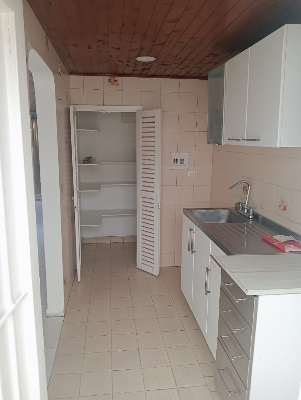 Casa en venta en Villas Del Madrigal, Bogotá · foto 8 de 18