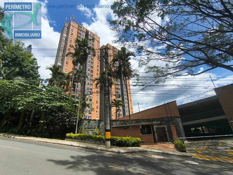 Apartamento en Arriendo en Castropol, Medellín