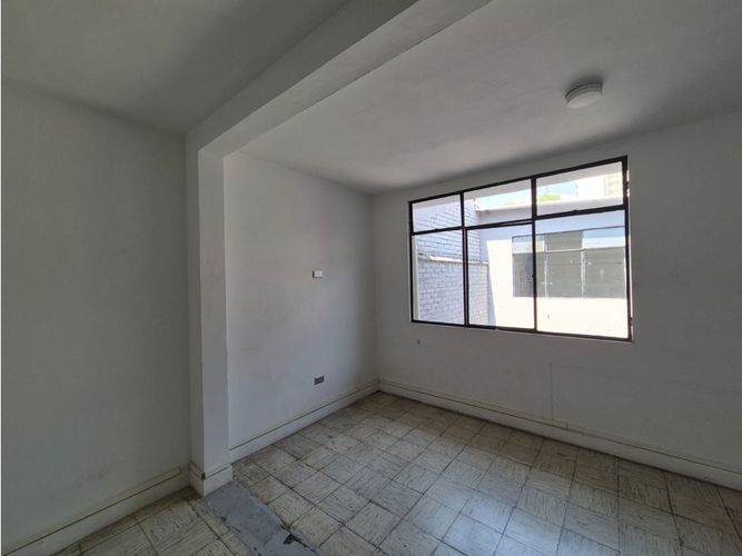 Casa de 6 alcobas en venta en San Vicente, Cali, 520 m² · foto 5 de 24