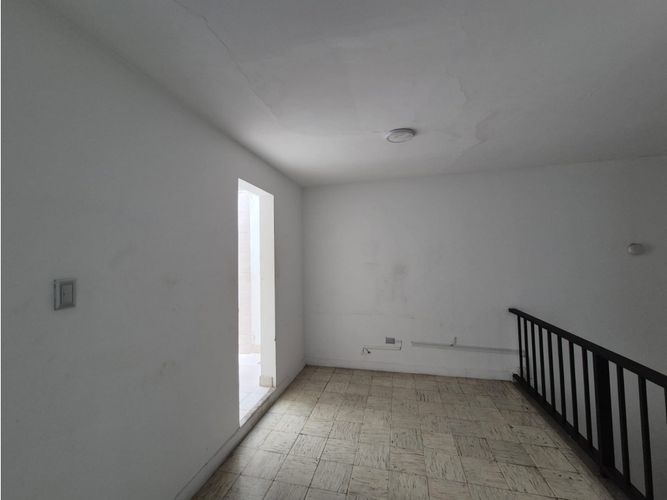 Casa de 6 alcobas en venta en San Vicente, Cali, 520 m² · foto 13 de 24