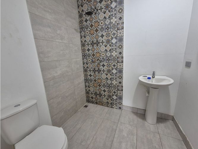 Casa de 6 alcobas en venta en San Vicente, Cali, 520 m² · foto 19 de 24