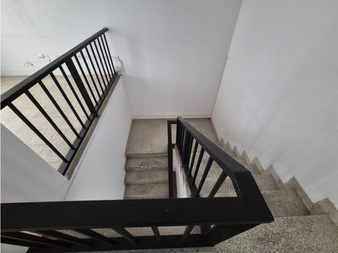 Casa de 6 alcobas en venta en San Vicente, Cali, 520 m² · foto 23 de 24