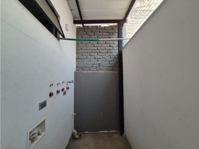 Casa de 6 alcobas en venta en San Vicente, Cali, 520 m² · foto 24 de 24