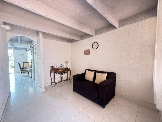 Casa de 3 alcobas en venta en Ciudad Montes, Girardot, 110 m² · foto 10 de 23