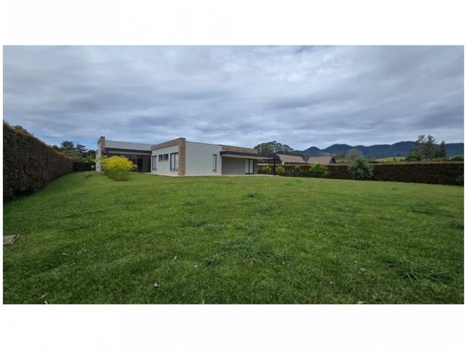 Casa de 4 alcobas en venta en El Carmen De Viboral, El Carmen de Viboral · foto 6 de 20