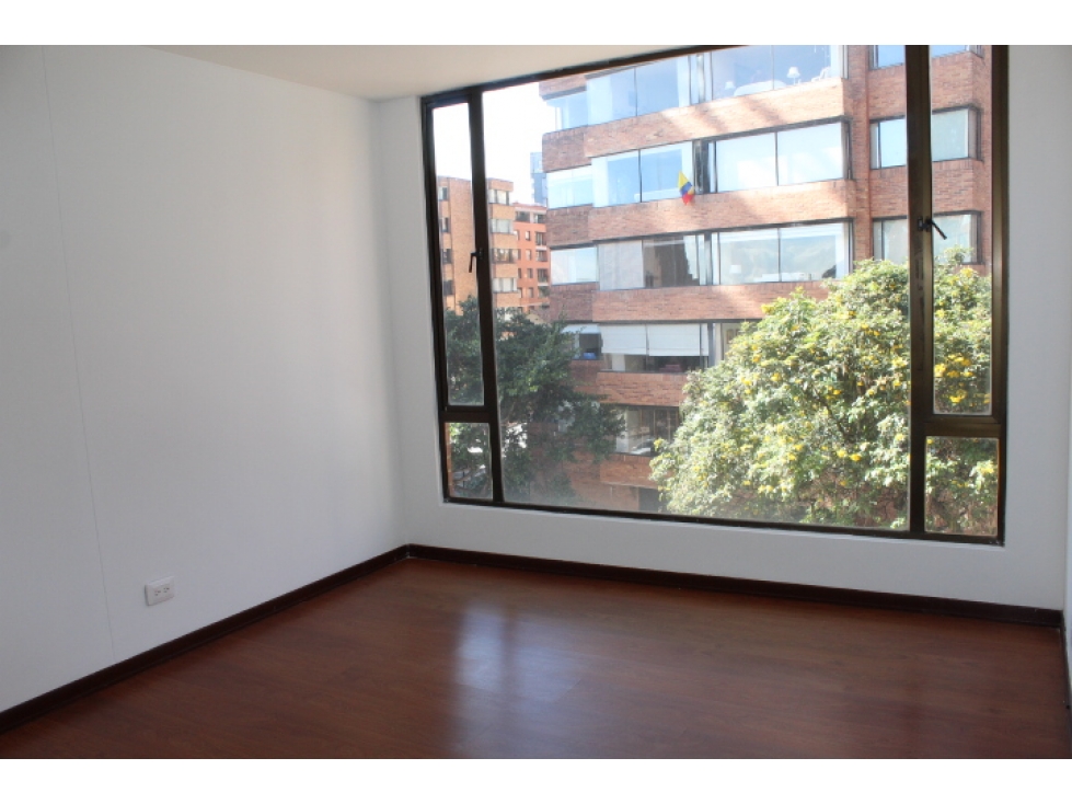 Apartamento en venta en Los Rosales, Bogotá · foto 6 de 14
