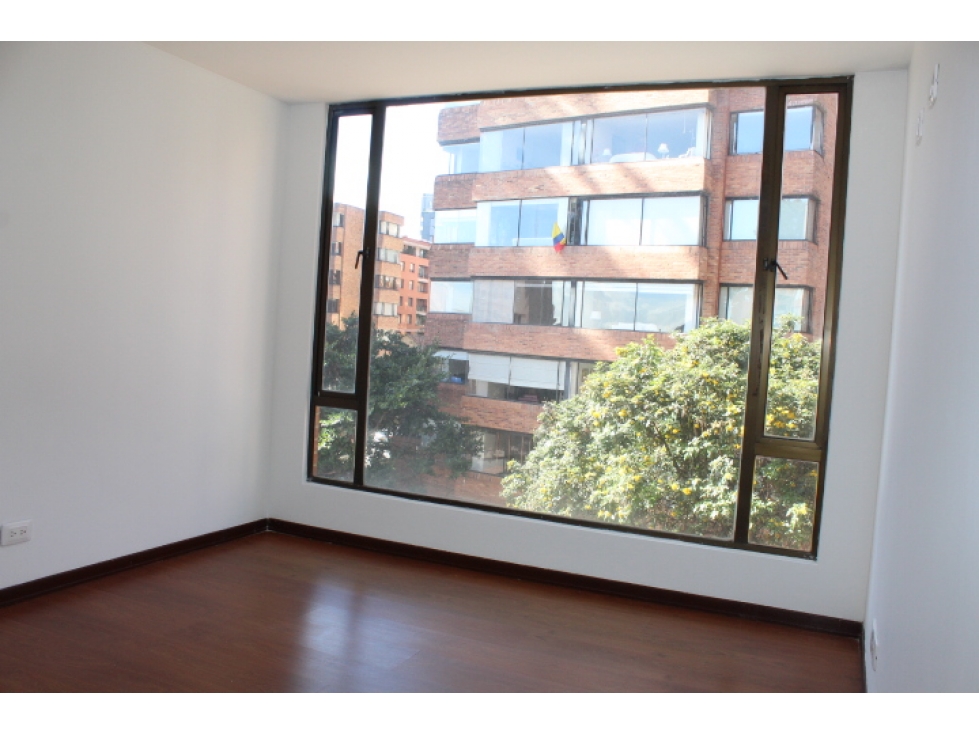 Apartamento en venta en Los Rosales, Bogotá · foto 7 de 14