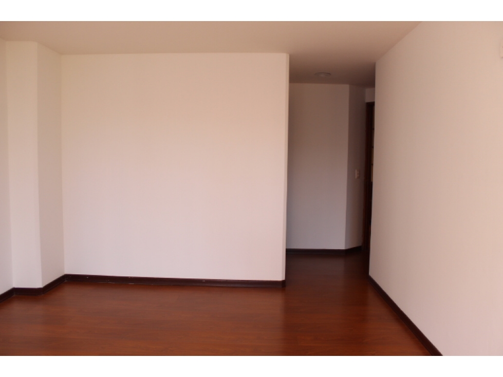 Apartamento en venta en Los Rosales, Bogotá · foto 10 de 14