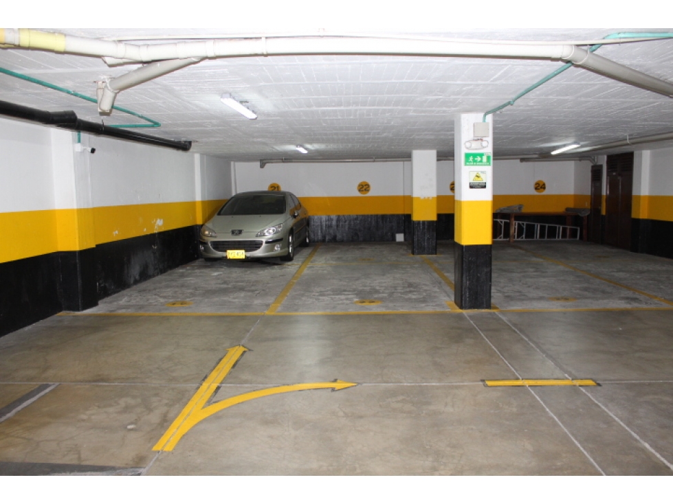 Apartamento en venta en Los Rosales, Bogotá · foto 14 de 14