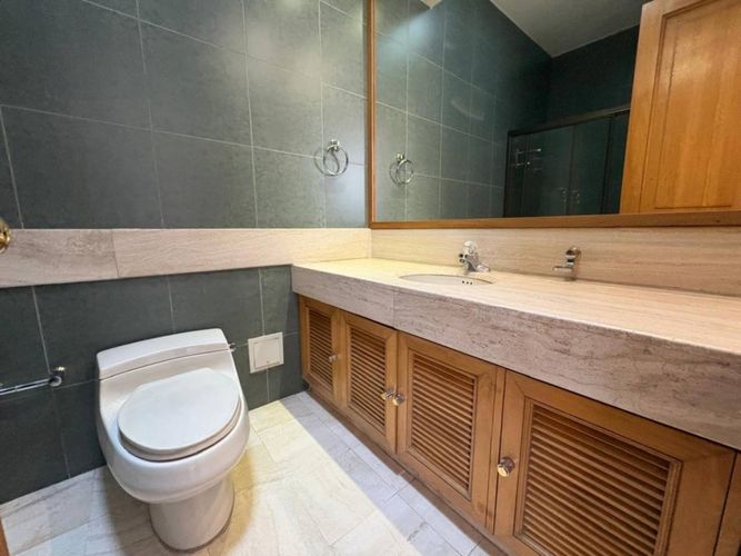 Apartamento de 4 alcobas en venta en Los Rosales, Bogotá, 479 m² · foto 12 de 24