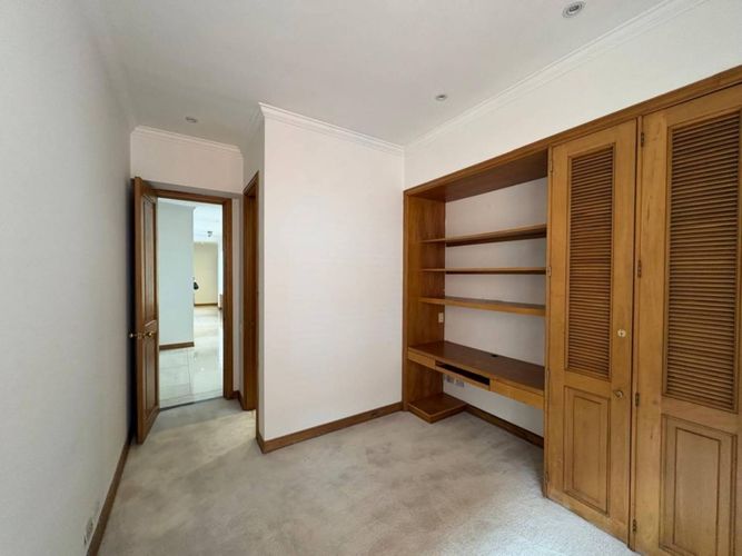 Apartamento de 4 alcobas en venta en Los Rosales, Bogotá, 479 m² · foto 16 de 24