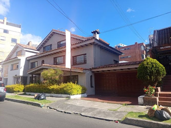 Apartamento de 3 alcobas en venta en Santa Barbara, Bogotá, 105 m² · foto 11 de 16