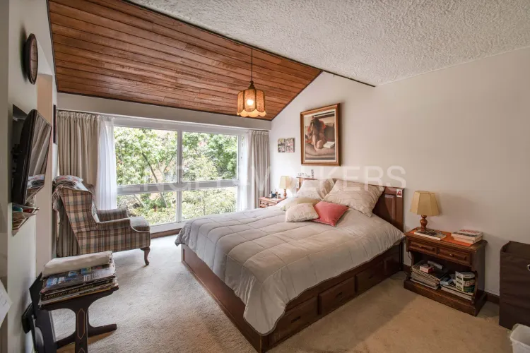 Apartamento de 5 alcobas en venta en Los Rosales, Bogotá, 301 m² · foto 9 de 24