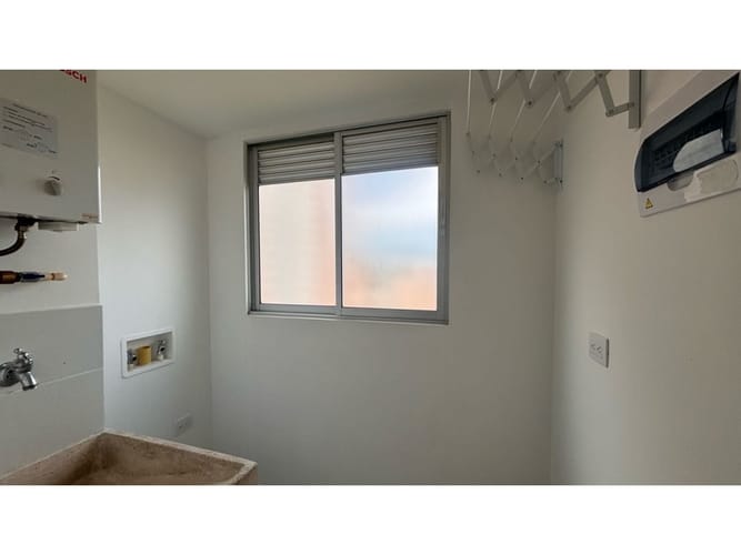 Apartamento de 3 alcobas en arriendo en Las Lomitas, Sabaneta, 70 m² · foto 3 de 20