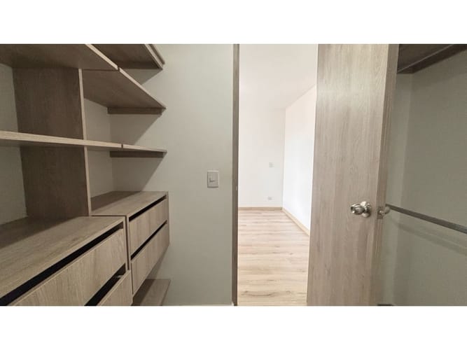 Apartamento de 3 alcobas en arriendo en Las Lomitas, Sabaneta, 70 m² · foto 18 de 20