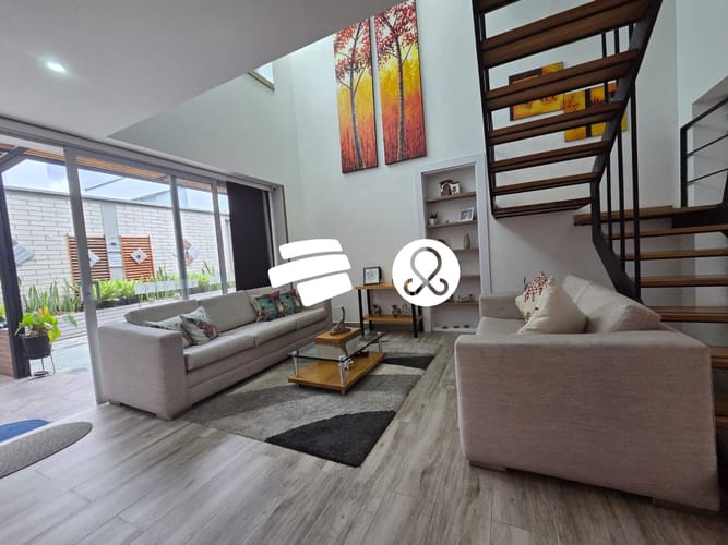 Casa de 3 alcobas en venta en Llano Grande, Rionegro, 230 m² · foto 4 de 24