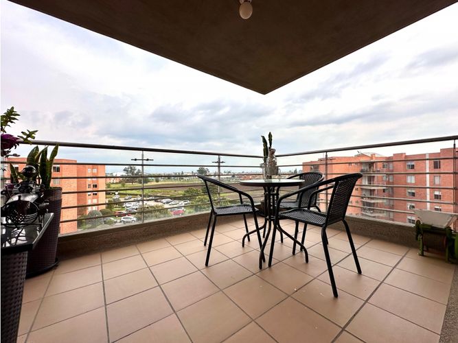 Apartamento de 3 alcobas en venta en Condominio Campestre  Alhambra, Madrid, 100 m² · foto 15 de 15